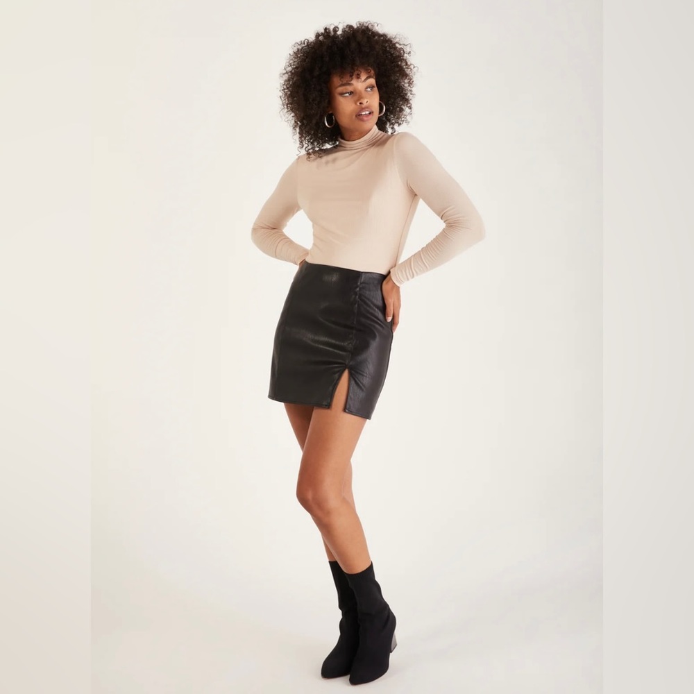 Annabelle Vegan Leather Skirt | Backyard Roses